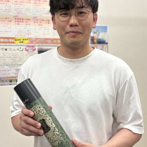 【スタッフの誕生日をお祝いしました！】竹中先生へ酵素ドリンクをプレゼントしました🎉